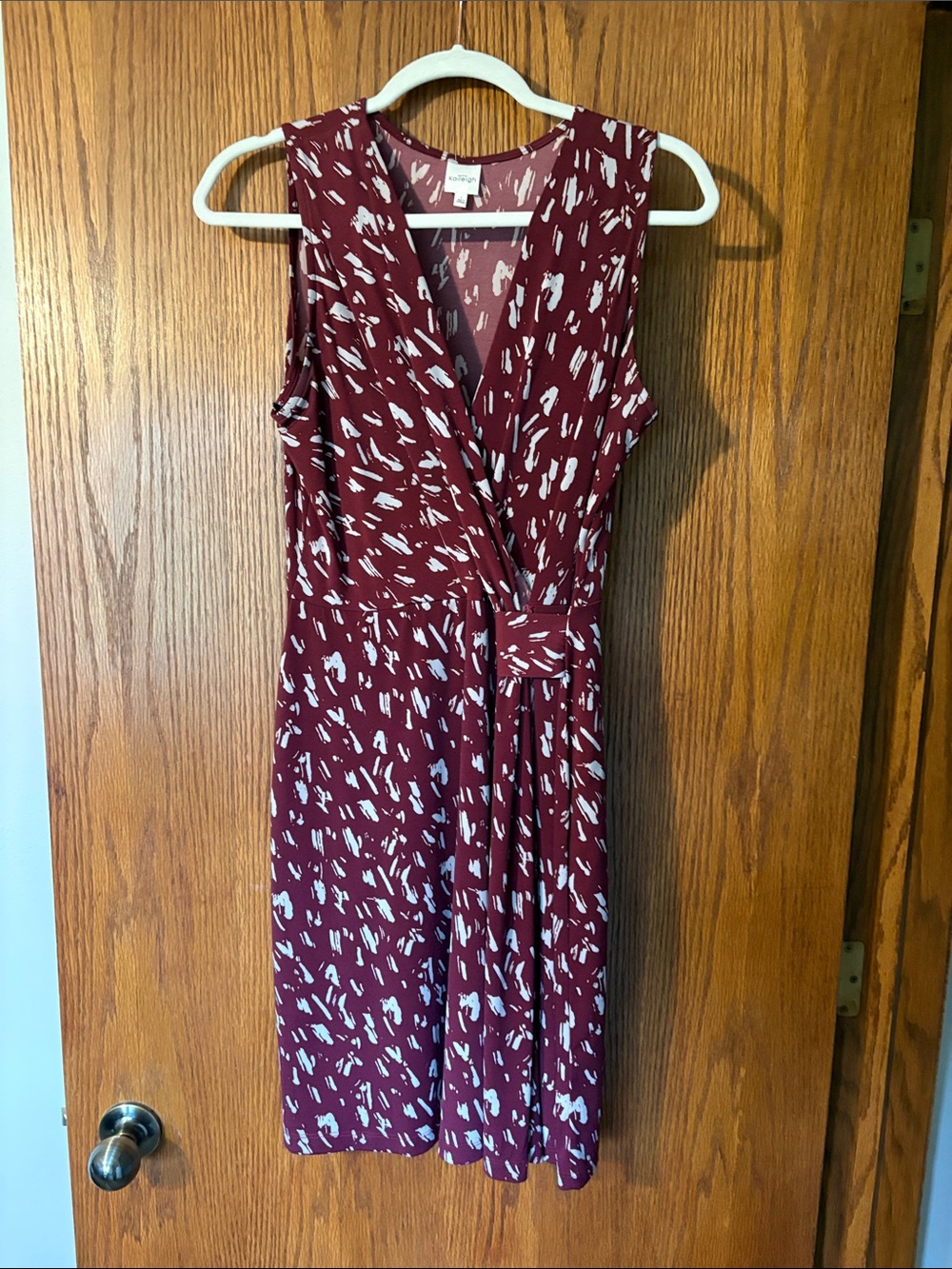 Kaileigh Mauve & White Abstract Knit Tank